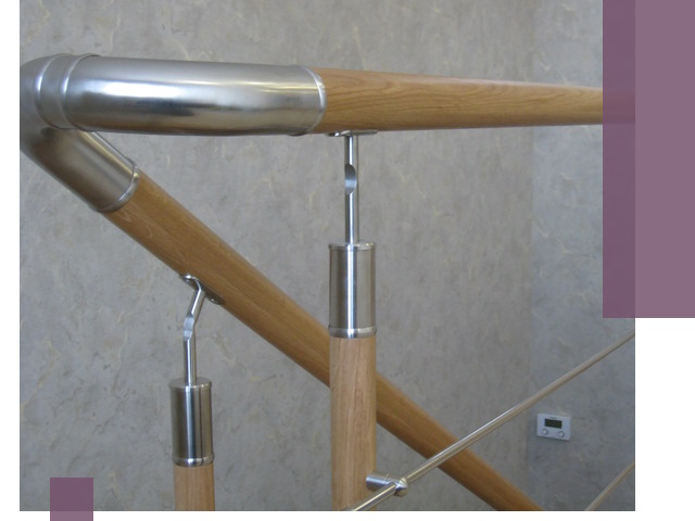 Комбинированные перила на заказ в Волгограде — монтаж и производство