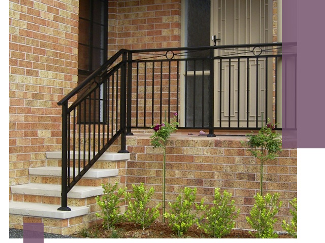 Уличные перила из металла под ключ в Волгограде