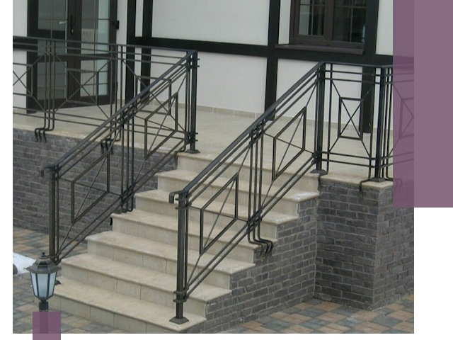 Перила для крыльца в Волгограде — монтаж, изготовление и установка