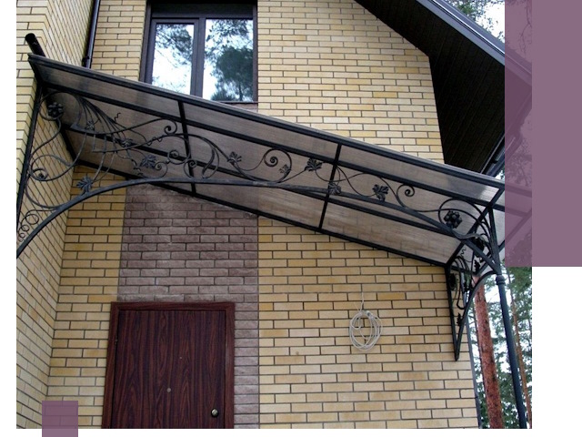 Односкатные козырьки из металла под ключ в Волгограде